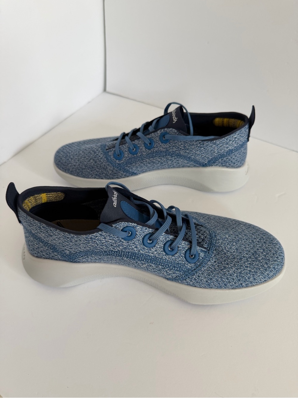 ALLBIRDS SuperLight lightweight Tree Runners sneakers shoes NWOB Size 9 - Picture 8 of 12